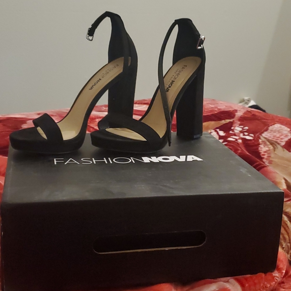 Fashion Nova black heels